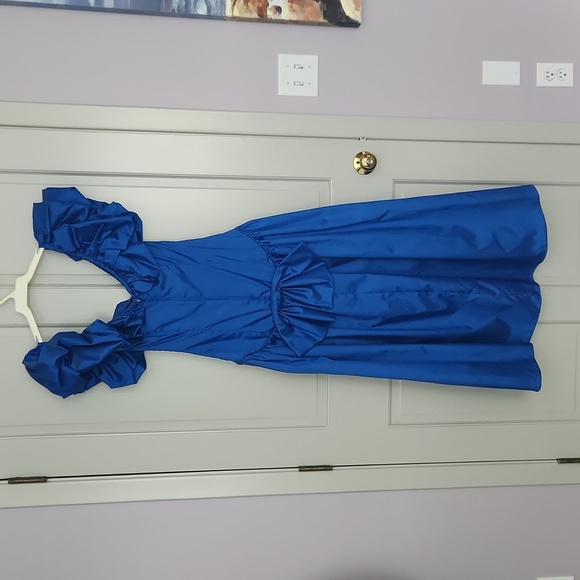 Formal Dress - Picture 2 of 2